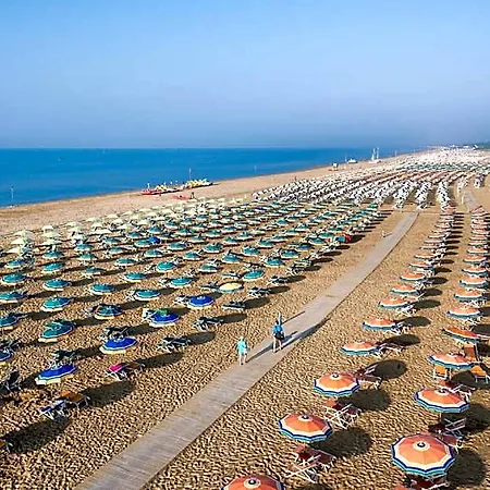 Hotel Comfy Flat 600m From The Sea With 3*